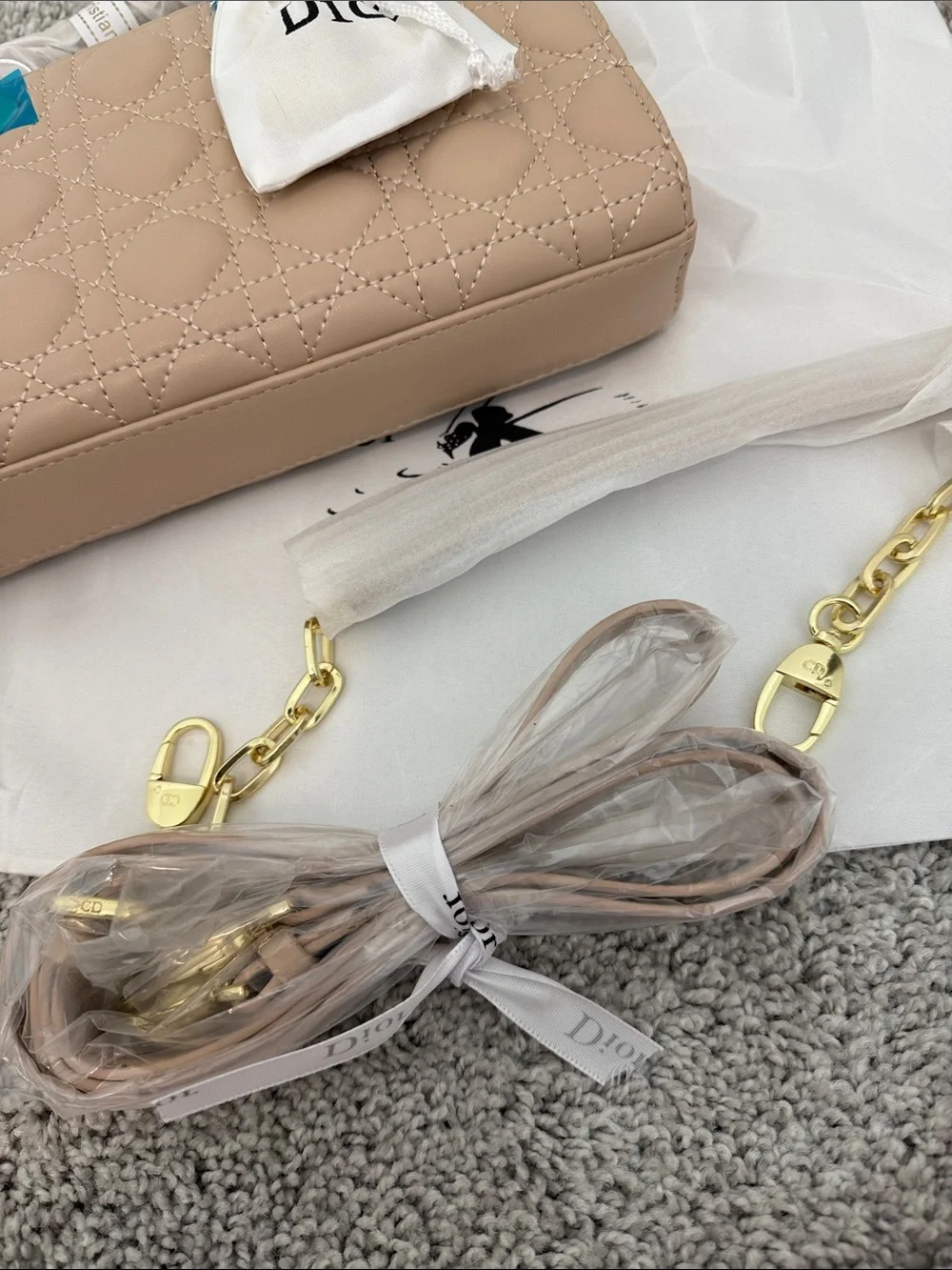 INSPIRED LADY D - JOY BAG in beige - Picture 5 of 5